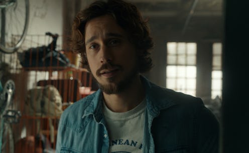 Does Adam (Peter Gadiot) in 'Yellowjackets' have suspicious motives for getting to know Shauna?