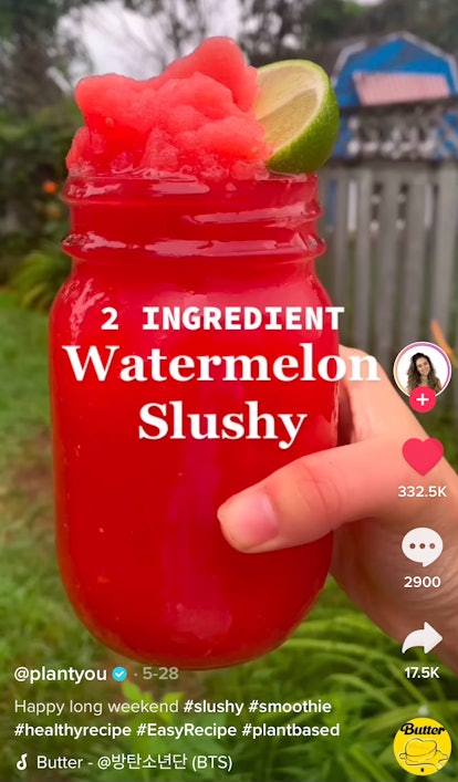 It only takes two ingredients to make this TikTok drink for dry January 2022. 
