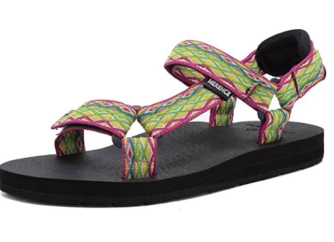 best sandals for flat feet