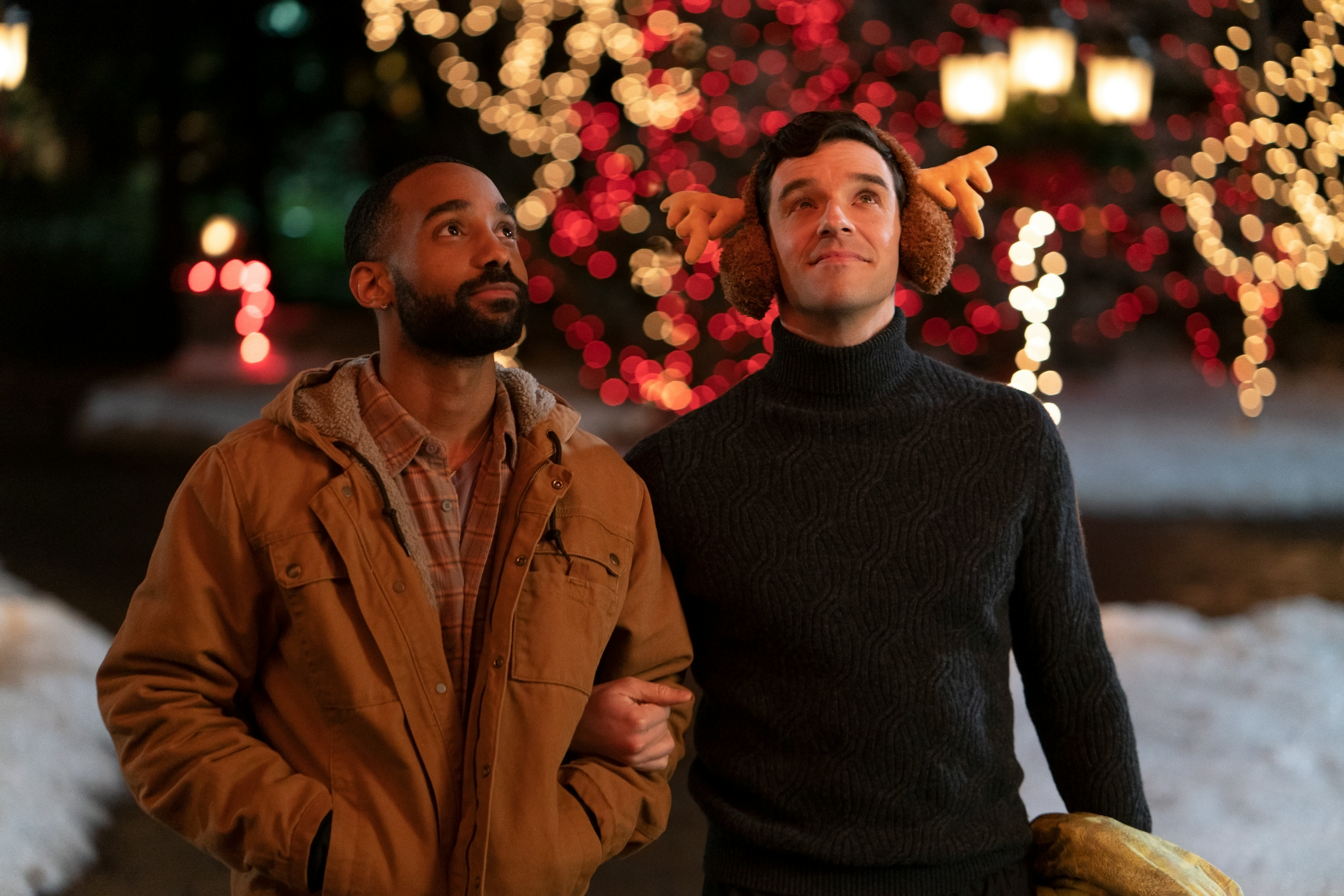 Philemon Chambers as Nick, Michael Urie as Peter, in Single All The Way