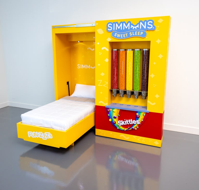 Here's how to get Skittles Simmons Sleep Bed.