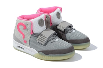 A yeezy nike shoes new shoe brand ripped off Kanye's iconic Nike Air Yeezy 2 sneakers