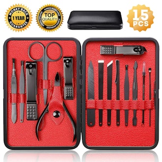 QLNE Nail Clippers Set (15 Pieces)