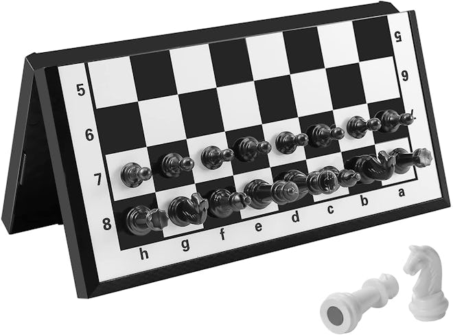 FanVince Magnetic Folding Board Chess Set