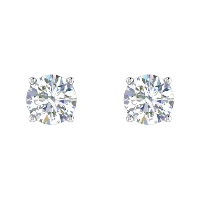 4-Prong Set Diamond Stud Earrings