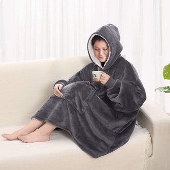 Touchat Wearable Hoodie Blanket