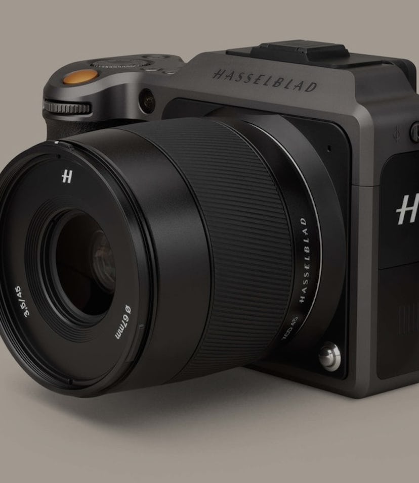 The Hasselblad X1D II 50C and DJI’s mirrorless camera are seemingly cut from the same cloth.