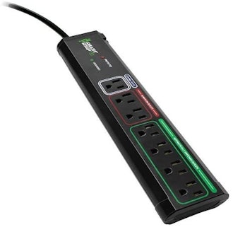Smart Strip Energy Saving Surge Protector with Autoswitching Technology
