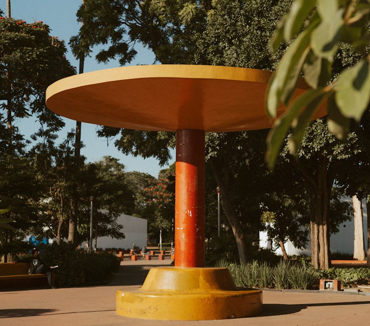 The fountain at Parque Revolución, by architect Luis Barragán.