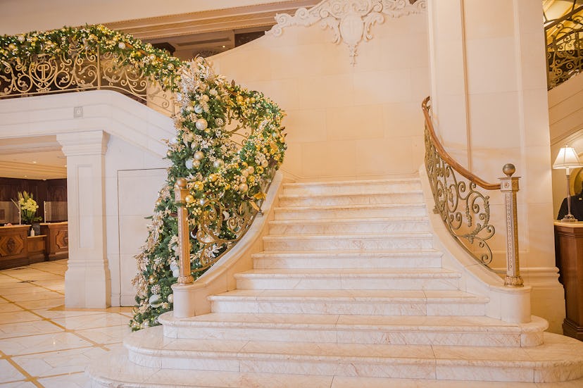 Holiday-decorated Plaza’s grand staircase