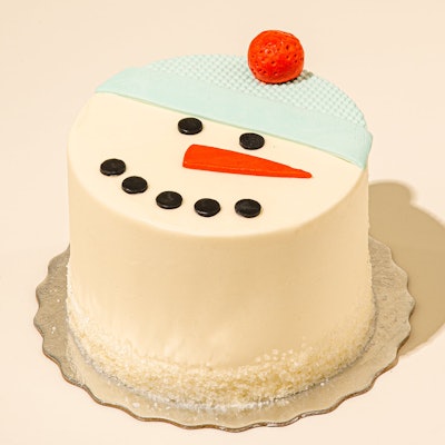 Cake with snowman face