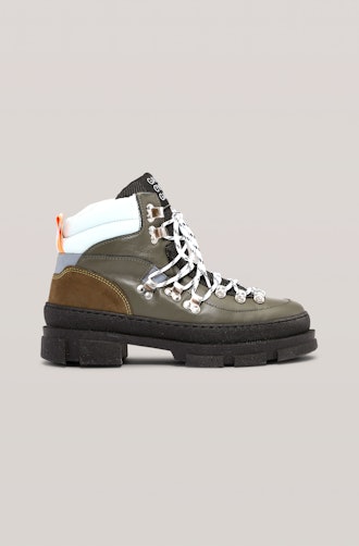 Sporty Hiking Boots 