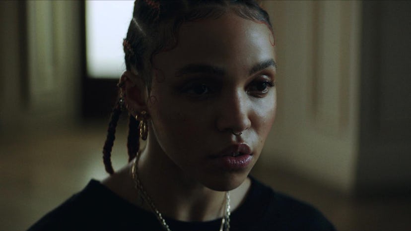 FKA twigs, Headie One and Fred again collaborate on new song "Don't Judge Me."