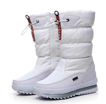Hot Kicks Outlet Winter Boots