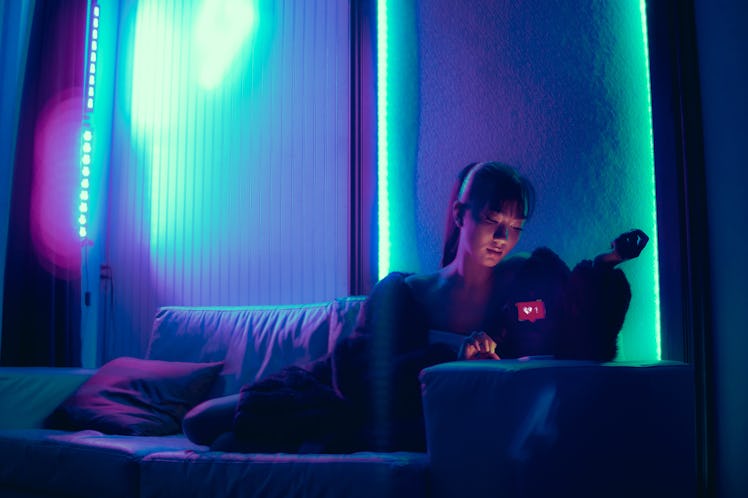 Neon, horoscopes