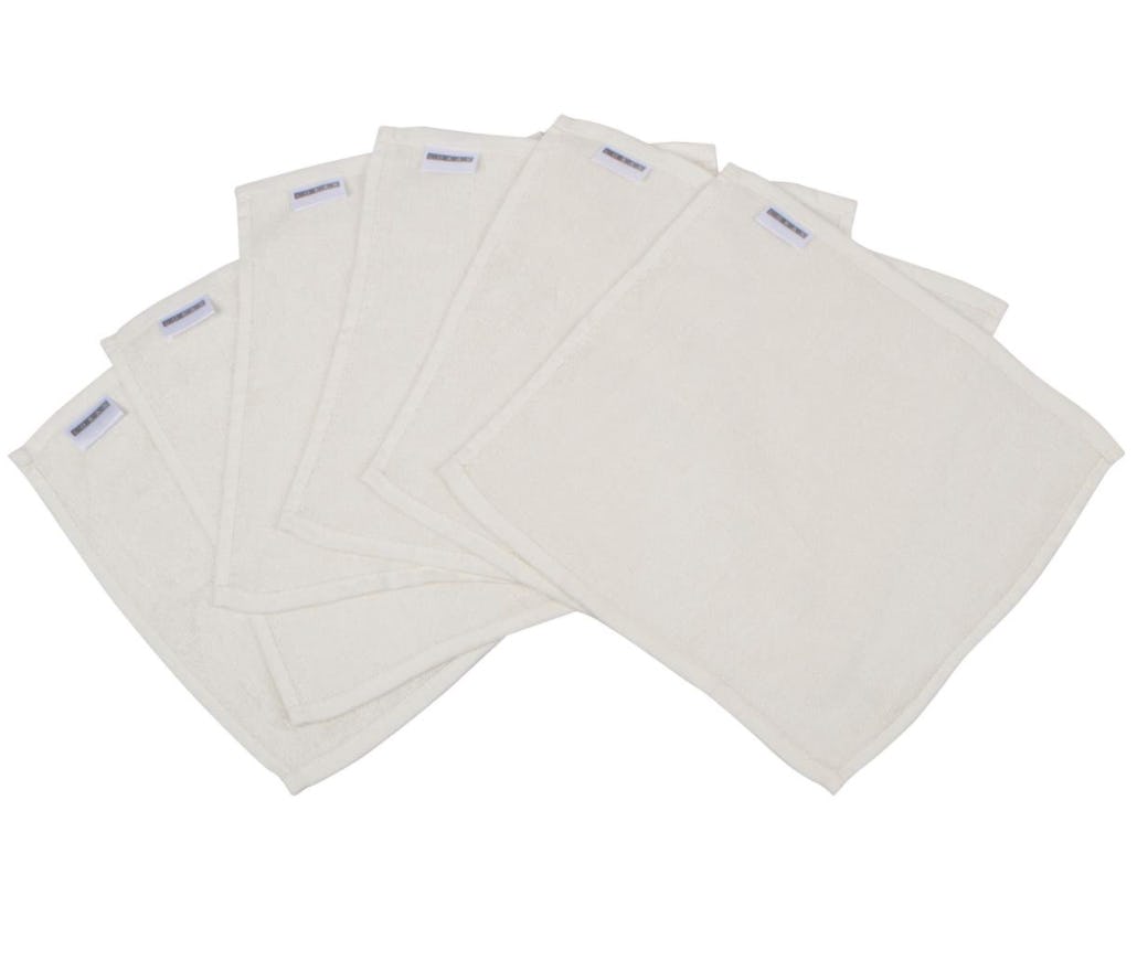 The Best Washcloths For Faces, According To Dermatologists