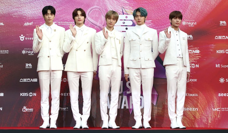 Tomorrow X Together, TXT