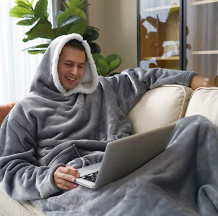 EHEYCIGA Wearable Blanket