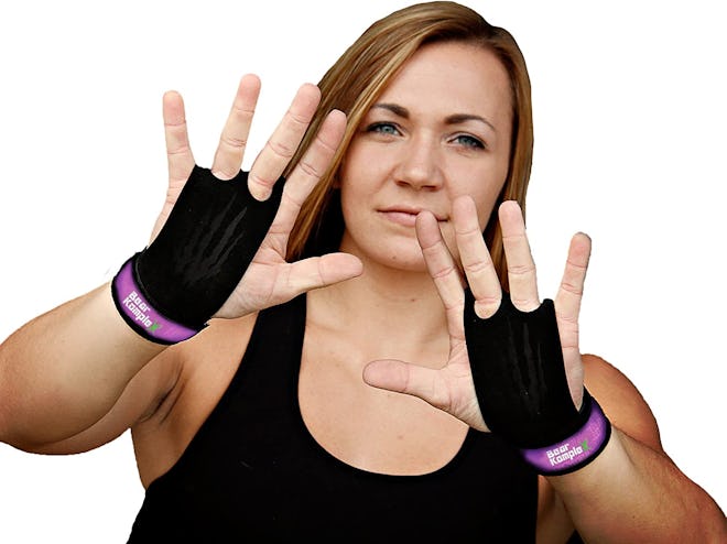 Bear KompleX 2 Hole Leather Hand Grips