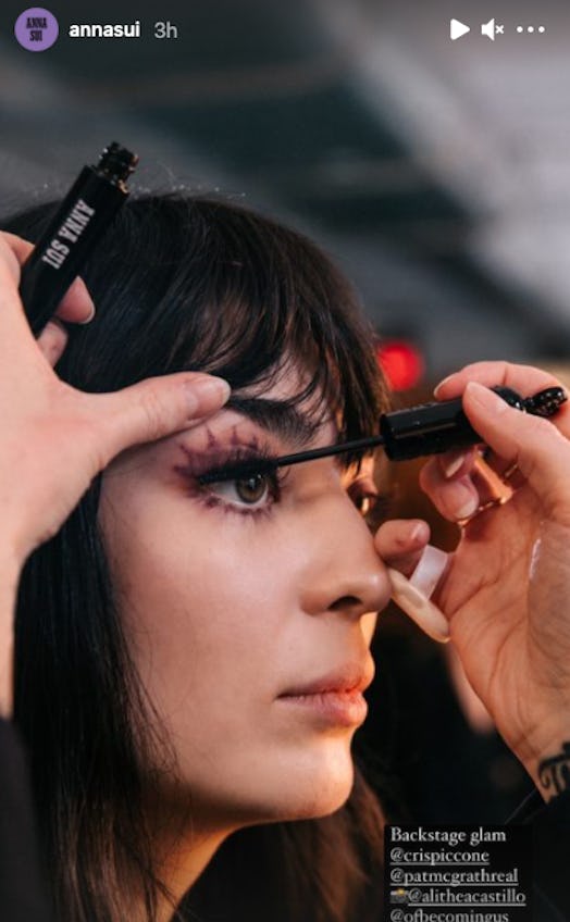 Anna Sui's Fall/Winter 2021 makeup being applied.