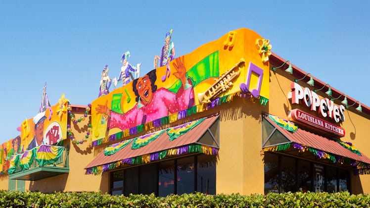 These photos of Popeyes restaurants decorated like Mardi Gras floats are colorful AF.