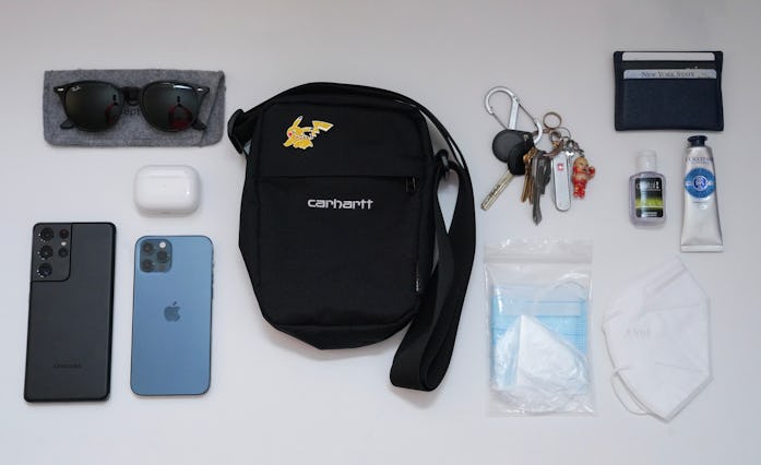 Input Senior Reviews Editor Raymond Wong's everyday carry contents