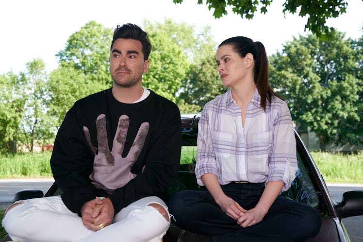 Schitt's Creek Stevie & David friendship