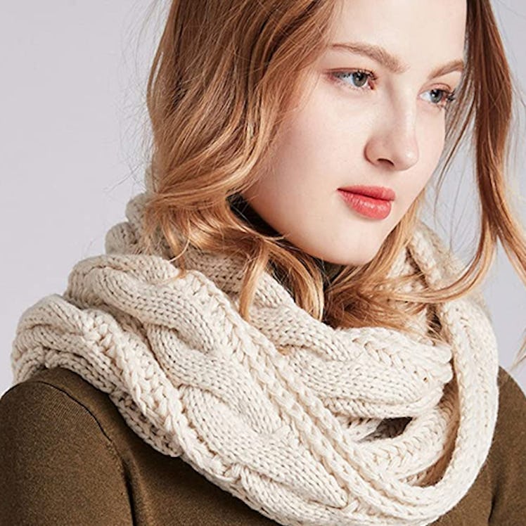 NEOSAN Thick Knit Infinity Scarf