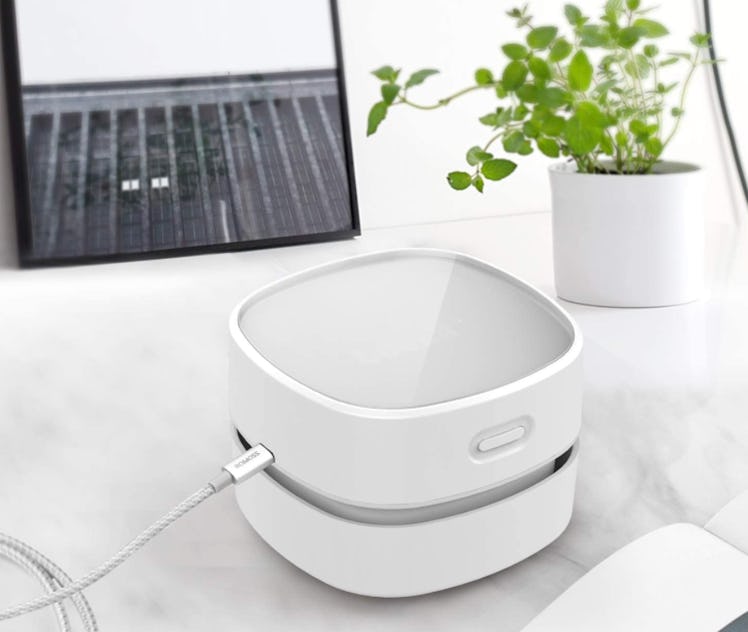 ODISTAR Desktop Vacuum