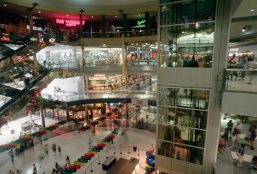 Interior view of the Mall of America, one of the largest indoor malls in the USA. Minneapolis, Minne...