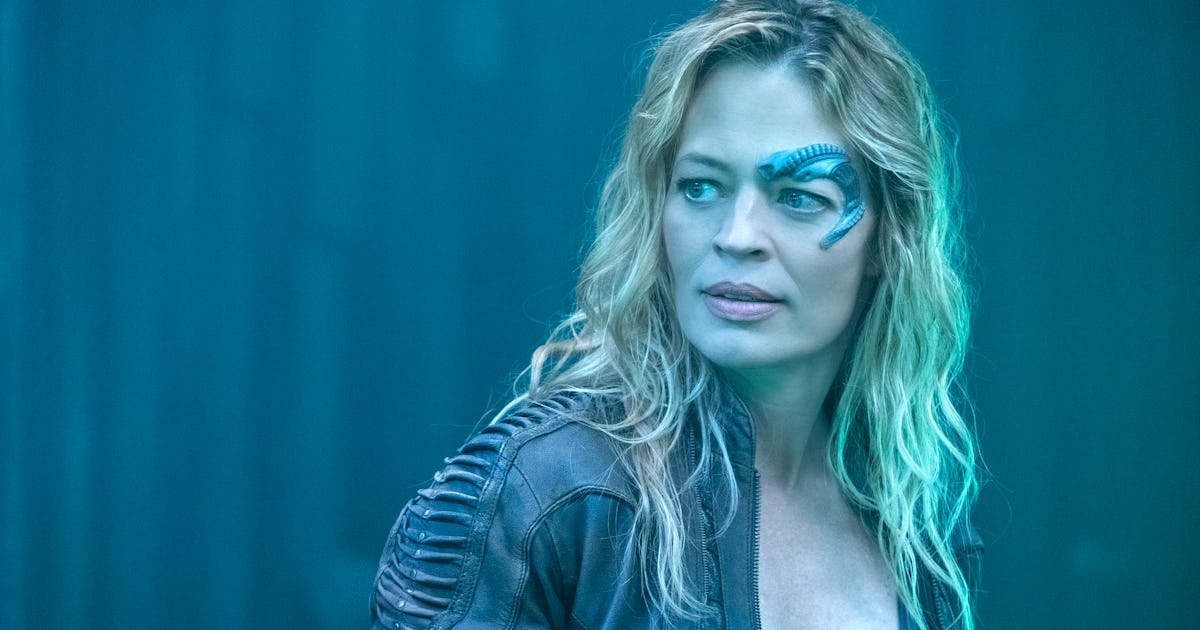 Star Trek Picard Season 2 Jeri Ryan Reveals Seven s Vital Role star-trek-picard-season-2-jeri-ryan-reveals-seven-s-vital-role