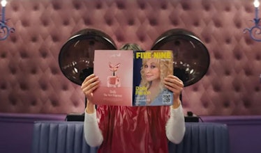 A screengrab of Dolly Parton's 5-9 Ad