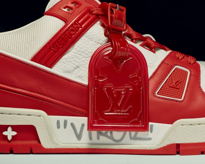 (RED) x LV Trainer