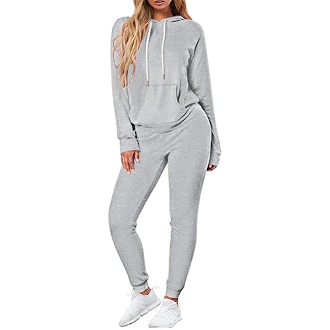 Selowin Pullover Hoodie And Jogger Set