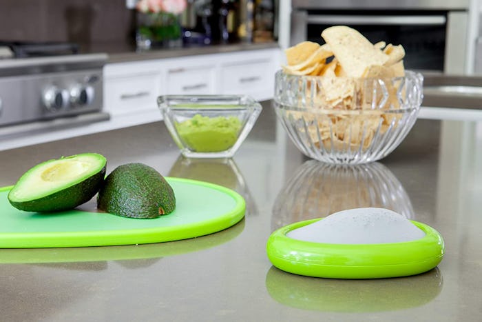 Joie Fresh Stretch Avocado Pod