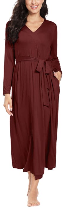 The 7 Best Maternity Robes