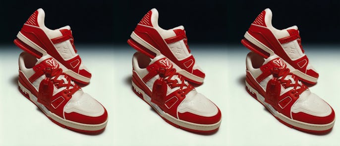 (RED) x LV Trainer