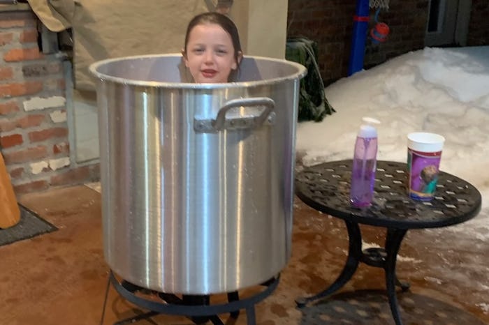 One mom came up with an ingenious idea to get her kids clean with snow.