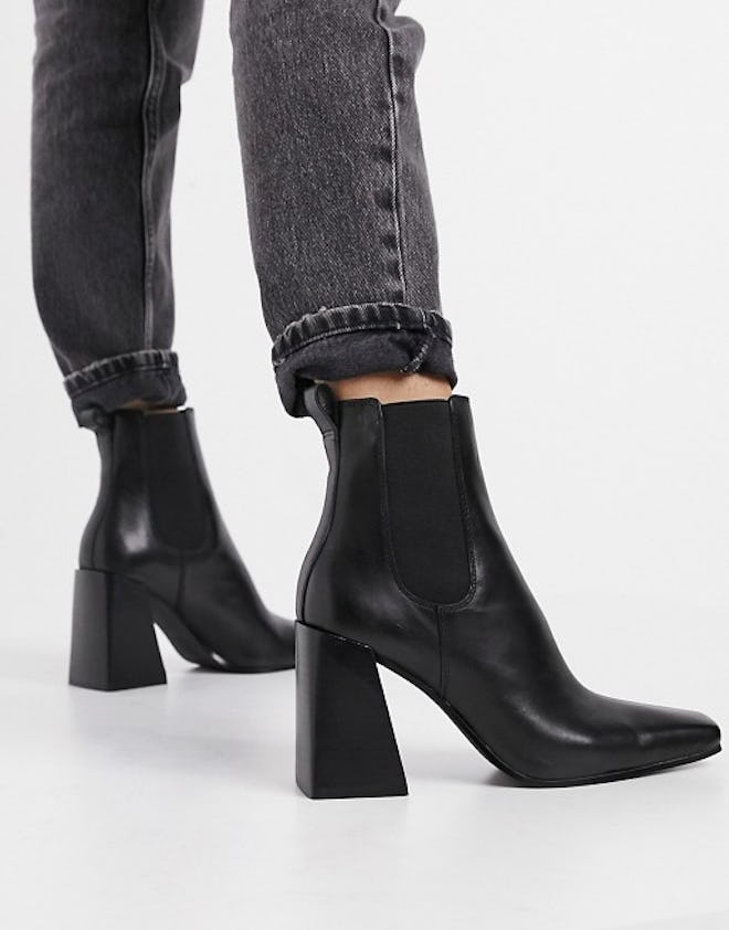 Topshop flared heel chelsea boot in black