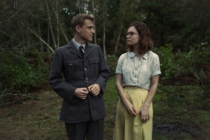 Lily James stars alongside Johnny Flynn in Netflix's 'The Dig'.