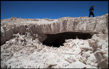 Void space beneath gypsum beds at Salar de Pajonales, northern Chile