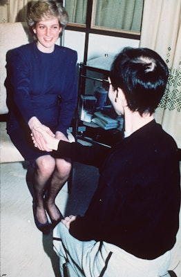 Diana, Princess of Wales shakes hands with a man with AIDS in 1987