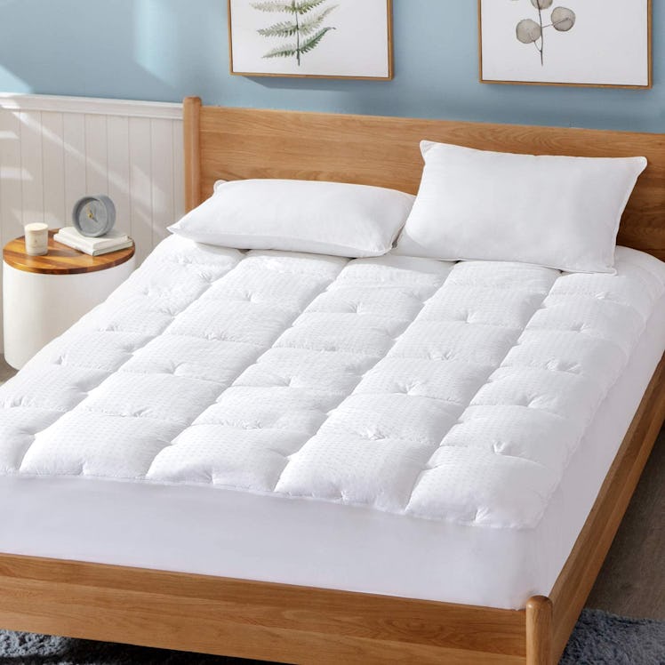 Bedsure Hypoallergenic Cotton Mattress Pad