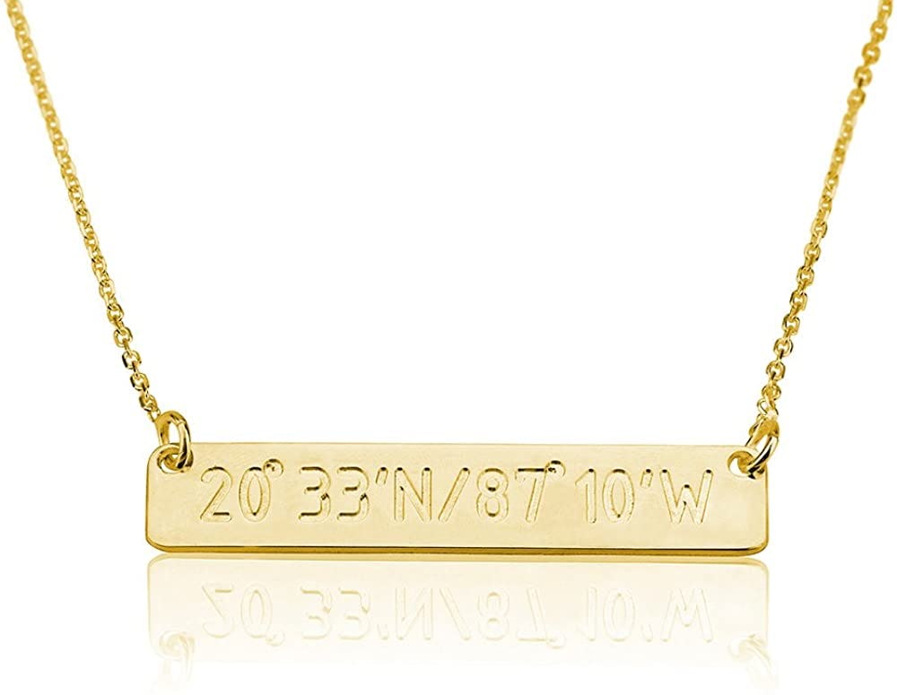 9 Meaningful Necklaces For Your Girlfriend