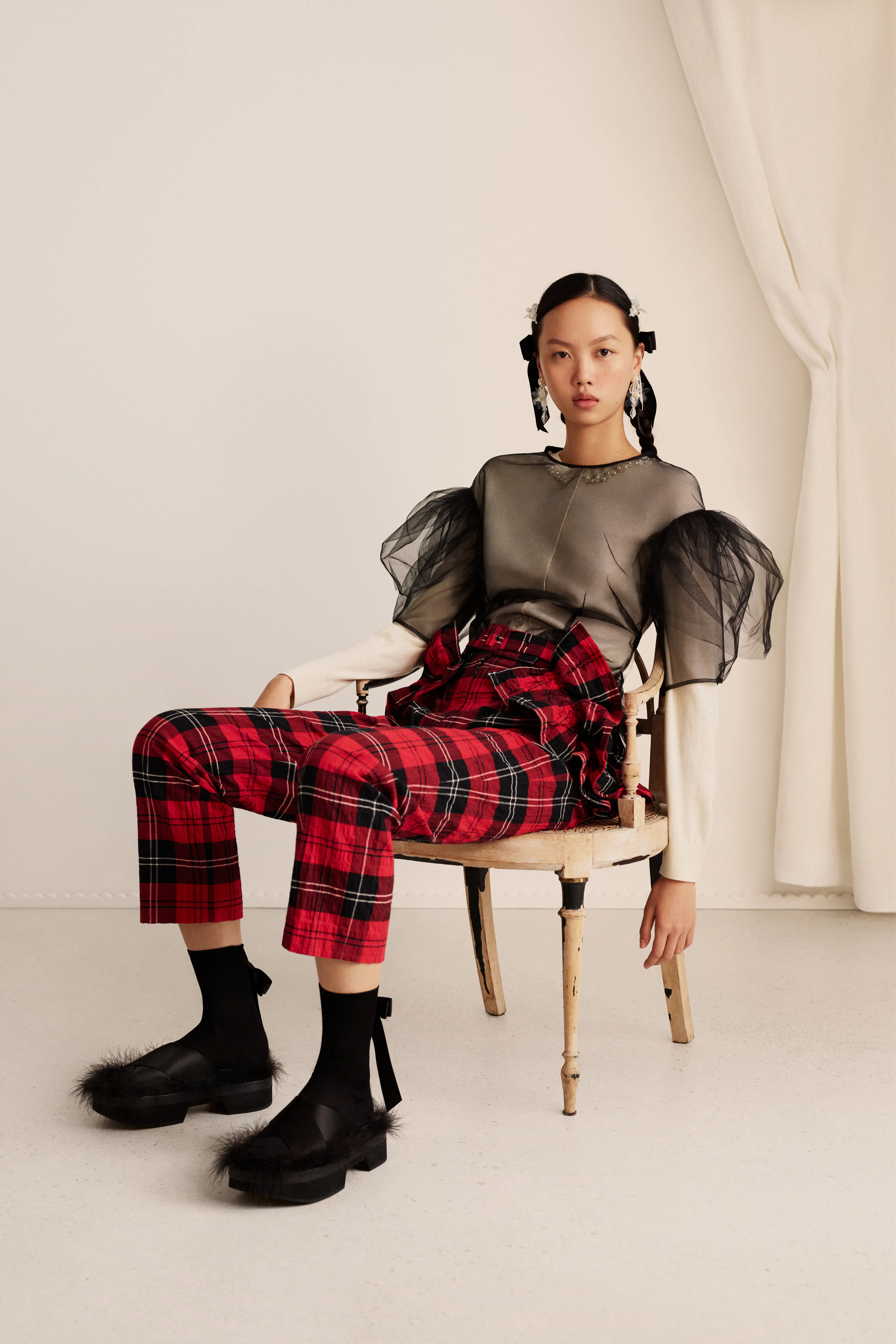 Simone Rocha x H&M Reveal The Lookbook For Their Upcoming Collab