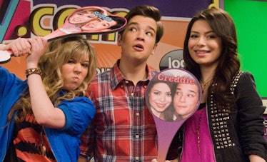 Netflix added 'iCarly' in February 2021 and fans of the Nickelodeon series celebrated the new additi...