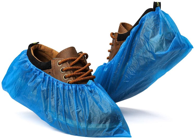 Fuxury Disposable Shoe Covers (50-Pack)