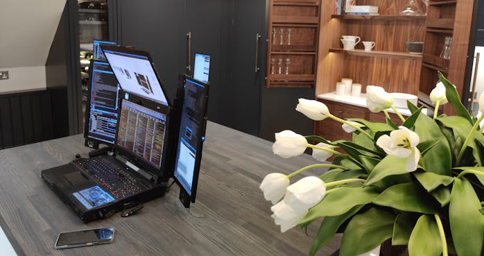 The Aurora 7 is dubbed the world's first 7-screen laptop.