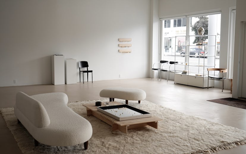 Tase Gallery opens in Los Angeles.