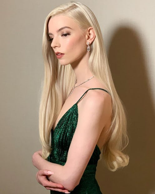 Anya Taylor-Joy 2021 Golden Globes Beauty Look